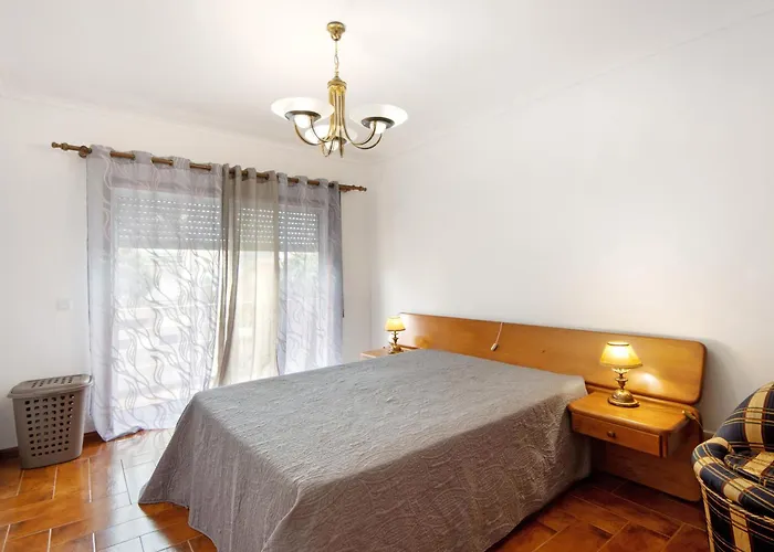 Barra Sol - Lighthouse On The Daire Gafanha da Nazaré